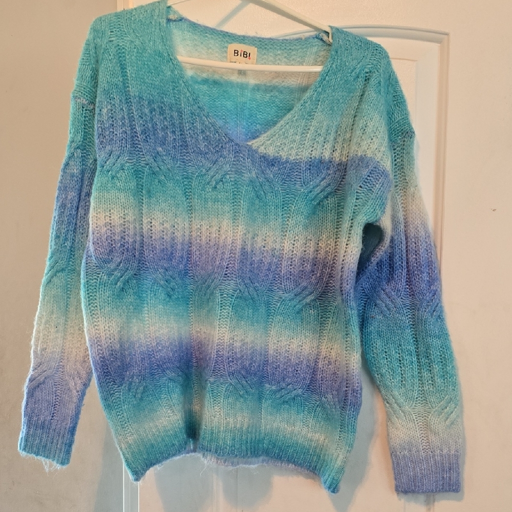 BiBi Oceanic V-Neck Sweater